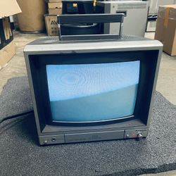 Vintage 1986 Panasonic CRT Video Color Retro Gaming Monitor 11” Monitor Model CT-110MA