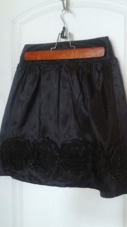 Black skirt size s