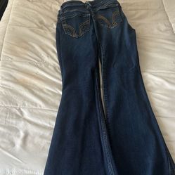 2 Hollister bootcut jeans 
