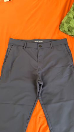 Banana Republic Men's navy Pants 34x29