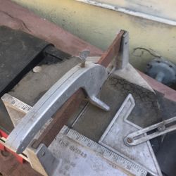 Tile Cutter 