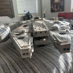 Hasbro millennium falcon