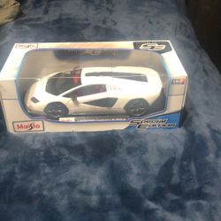 Lamborghini counts h LPI 800-4