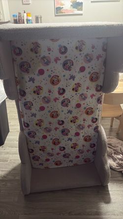 Toddler bed