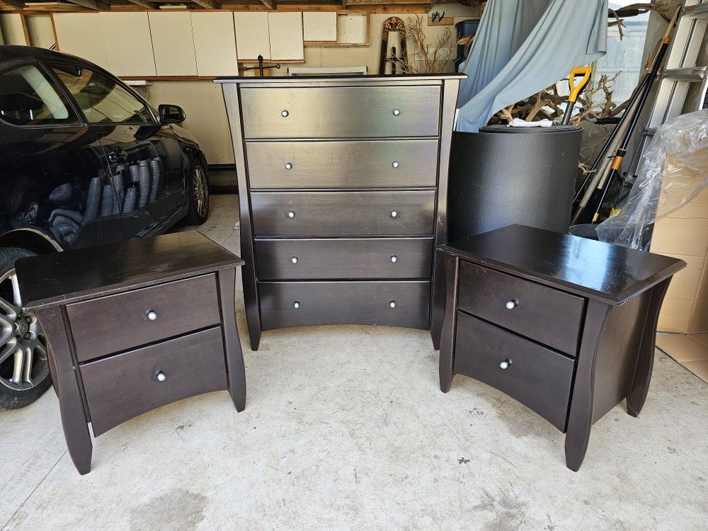 Dresser + Nightstand Set