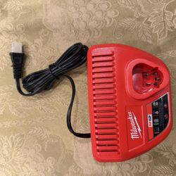 milwaukee m12 charger 