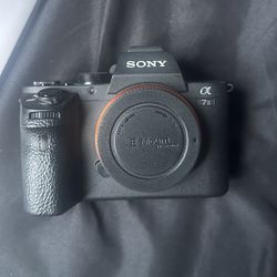 Sony a7ii 2 With 28-70 Kit Lens 
