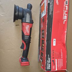 Milwaukee fuel m18 random orbital polisher