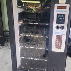 Snack Vending Machine 
