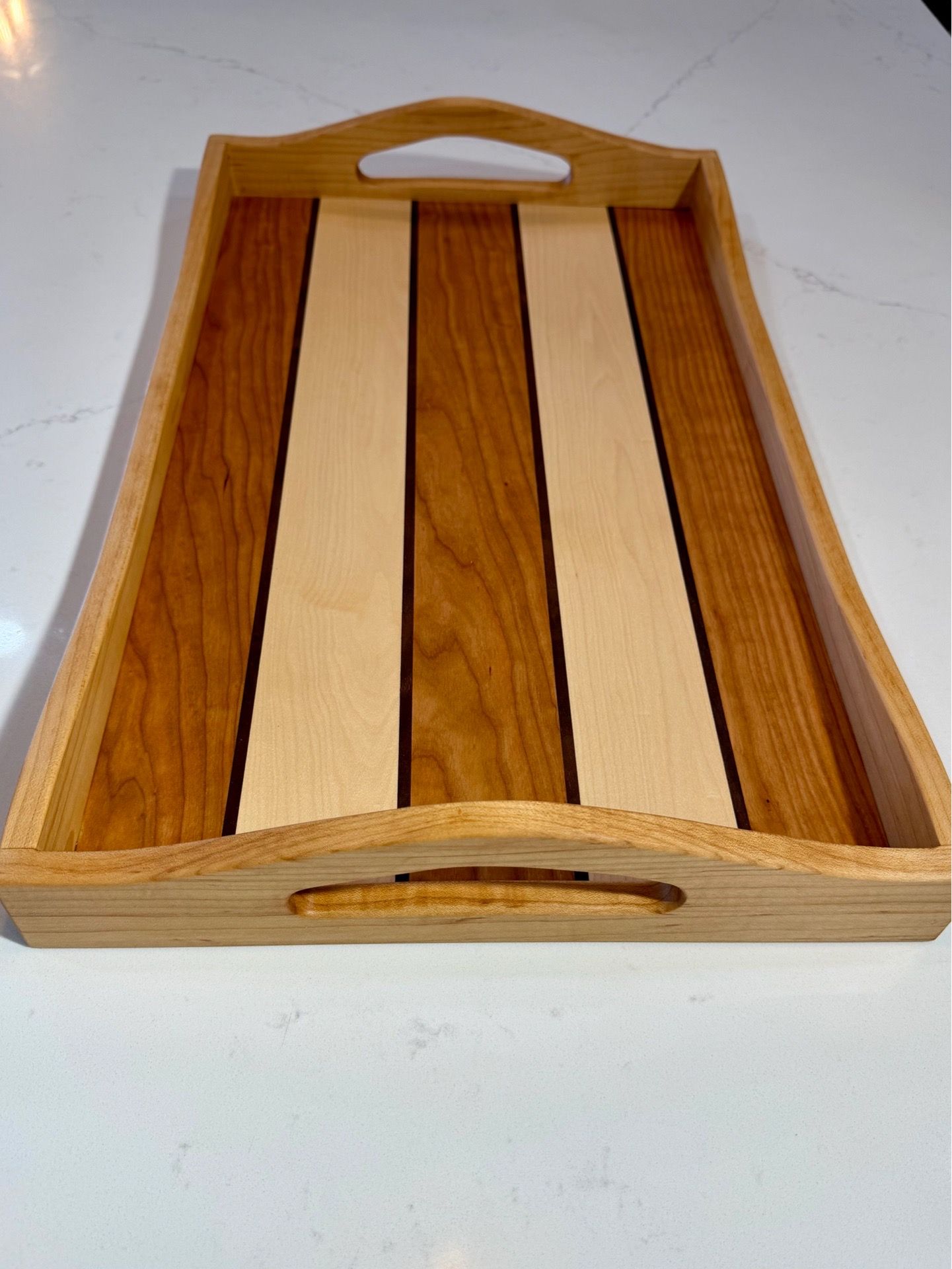 Serving tray