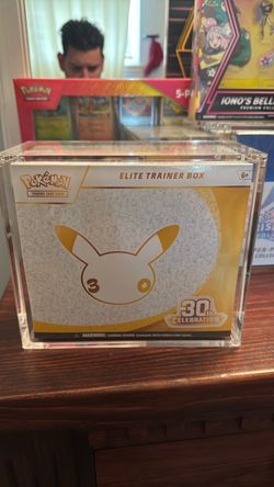 Pokémon TCG 30th Celebration Elite Trainer Box