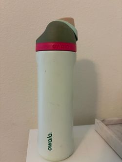 Owala Water bottle Pink/Green