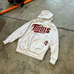 Vintage White Majestic Minnesota Twins Hoodie