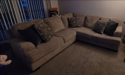 Sectional couch