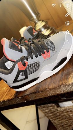 Air Jordan 4s