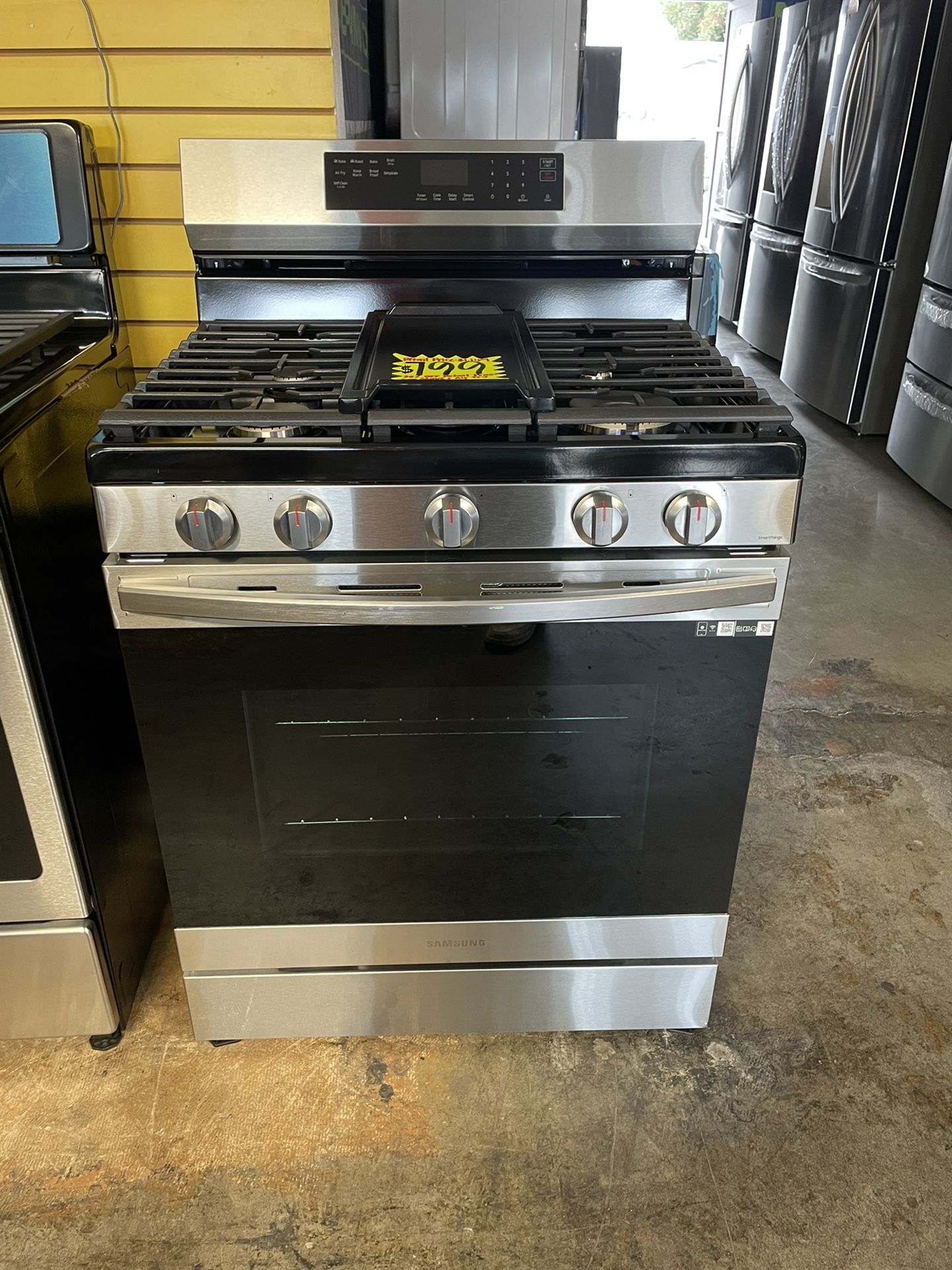 New Samsung 5 Burner Gas Stove With Air Fry 30” Wide 