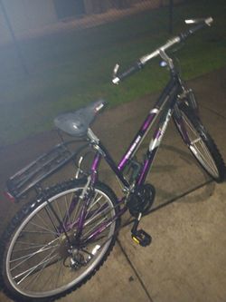 Next ultra terrain hotsell shock mountain bike