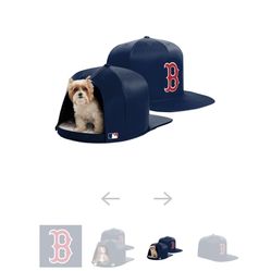 BOSTON RED SOX NAP CAP PREMIUM DOG BED