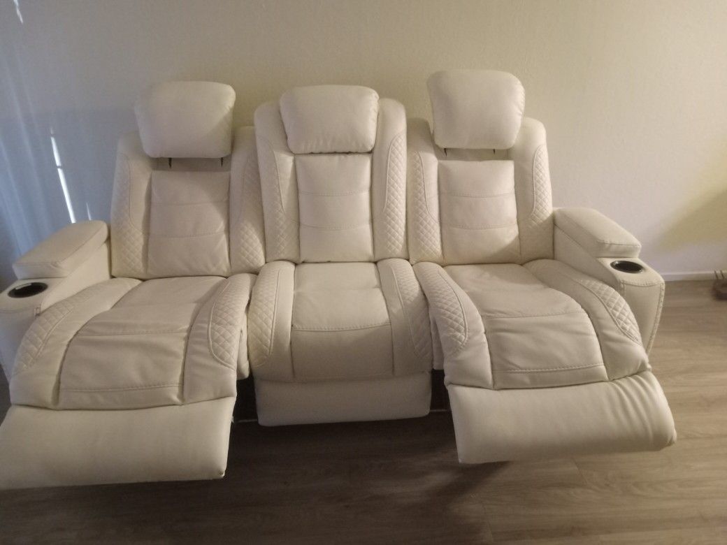 Reclining Console Couch