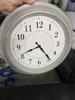 Home Decoration Wall Clock ! New ( Ask For Price)