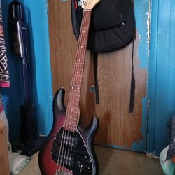 Sterling MM5 Stingray Bass