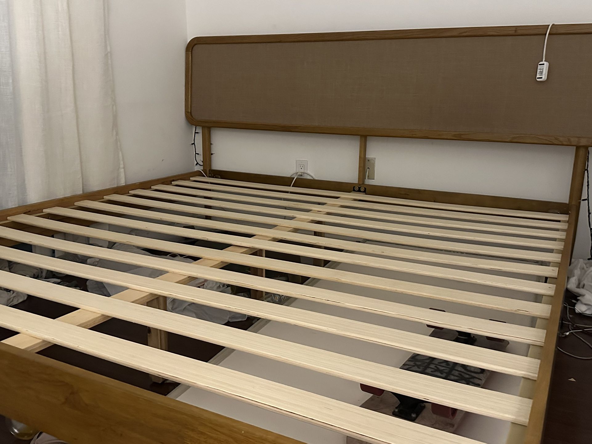 Ntc Lupin Wooden Bed Frame With Headboard- King Size