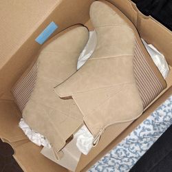 Women's Boots
