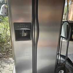 Frigidaire Side By Side Refrigerator