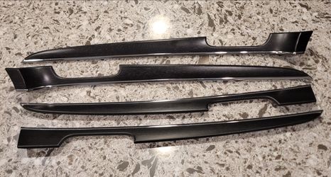 2011-2021 Jeep Grand Cherokee Door Panel Trim