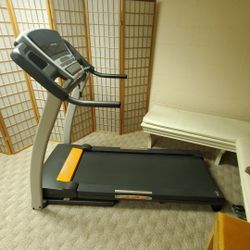 ProForm 675E Treadmill "Like NEW!"