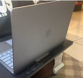 Microsoft Surface Laptop