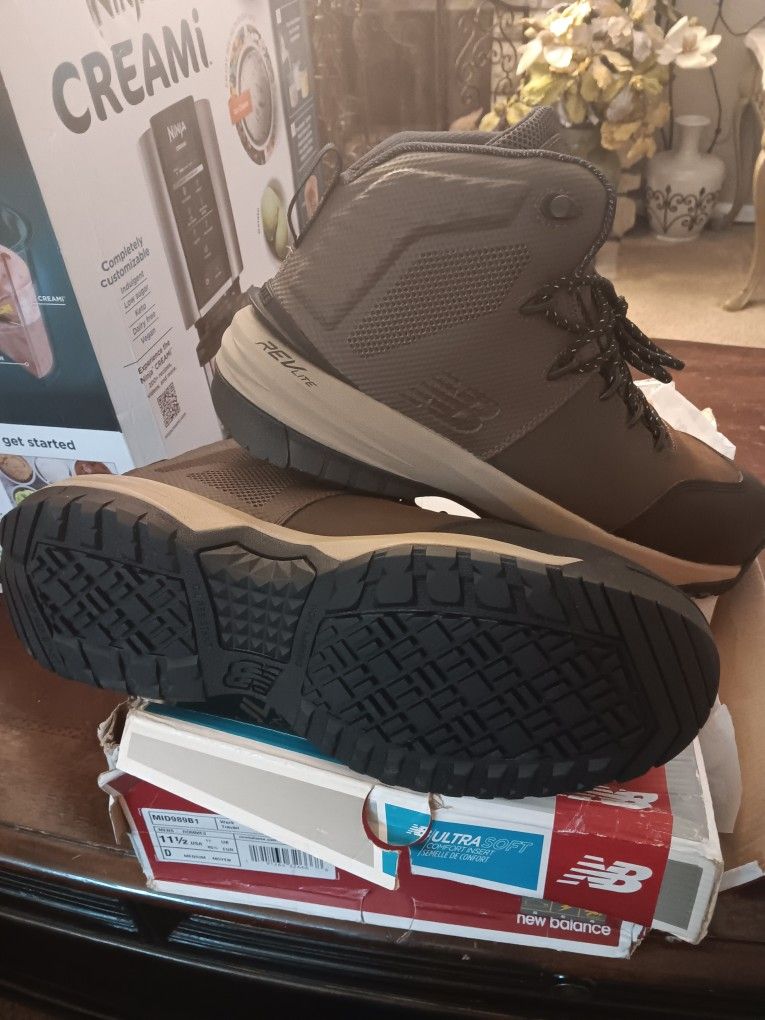 Brand New Brown New Balance Work Travail