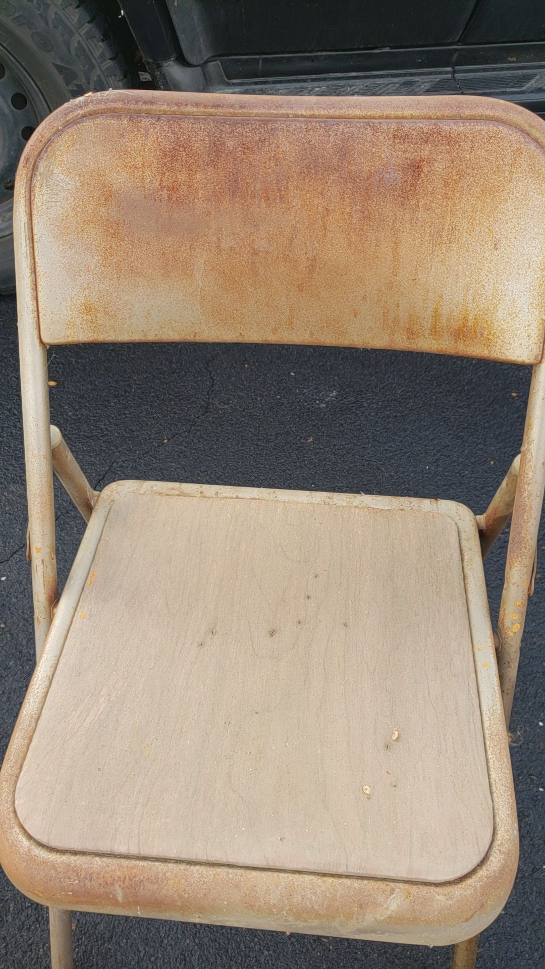 Vintage samsonite metal chairs