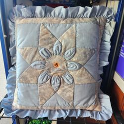Accent Pillow 