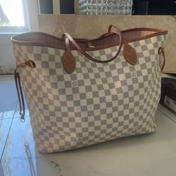 Authentic Louis Vuitton 