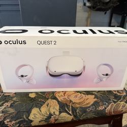 Oculus Quest 2 128GB VR Headset Bundle