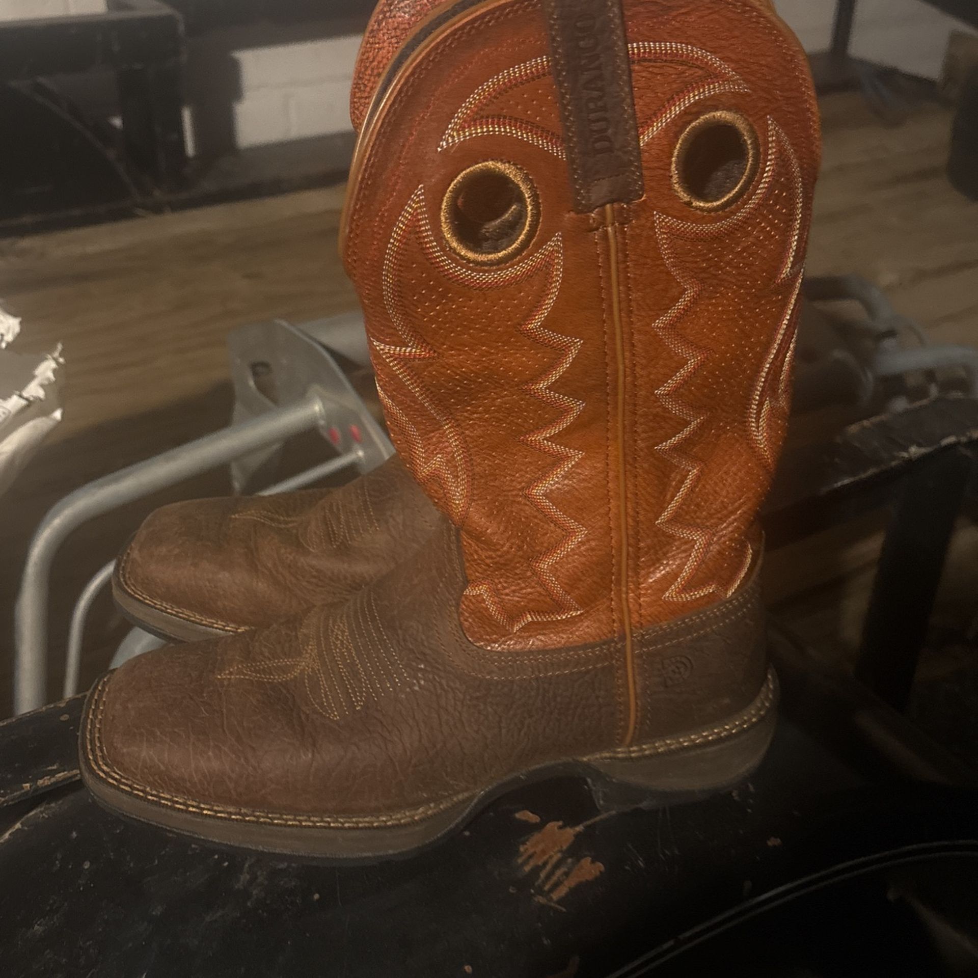 Durango Rebel Is New Talla 8