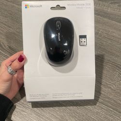 Brand New Wireless Mobile 3500 Mouse 