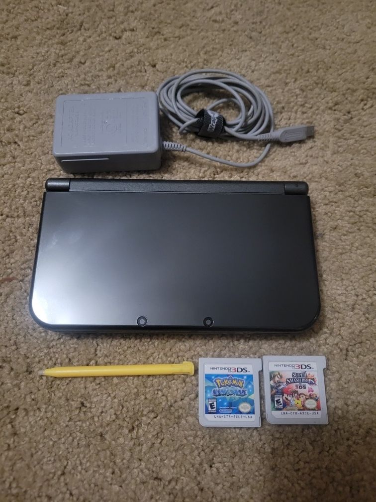 Nintendo New 3DS XL Grey Bundle