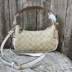 Coach pennie Shoulder Bag 