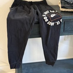 Nike Sweats Pants Size Large 