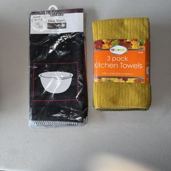Lot of Kitchen Towels 