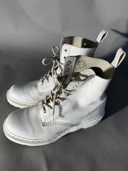 Dr. Martens Sz 9