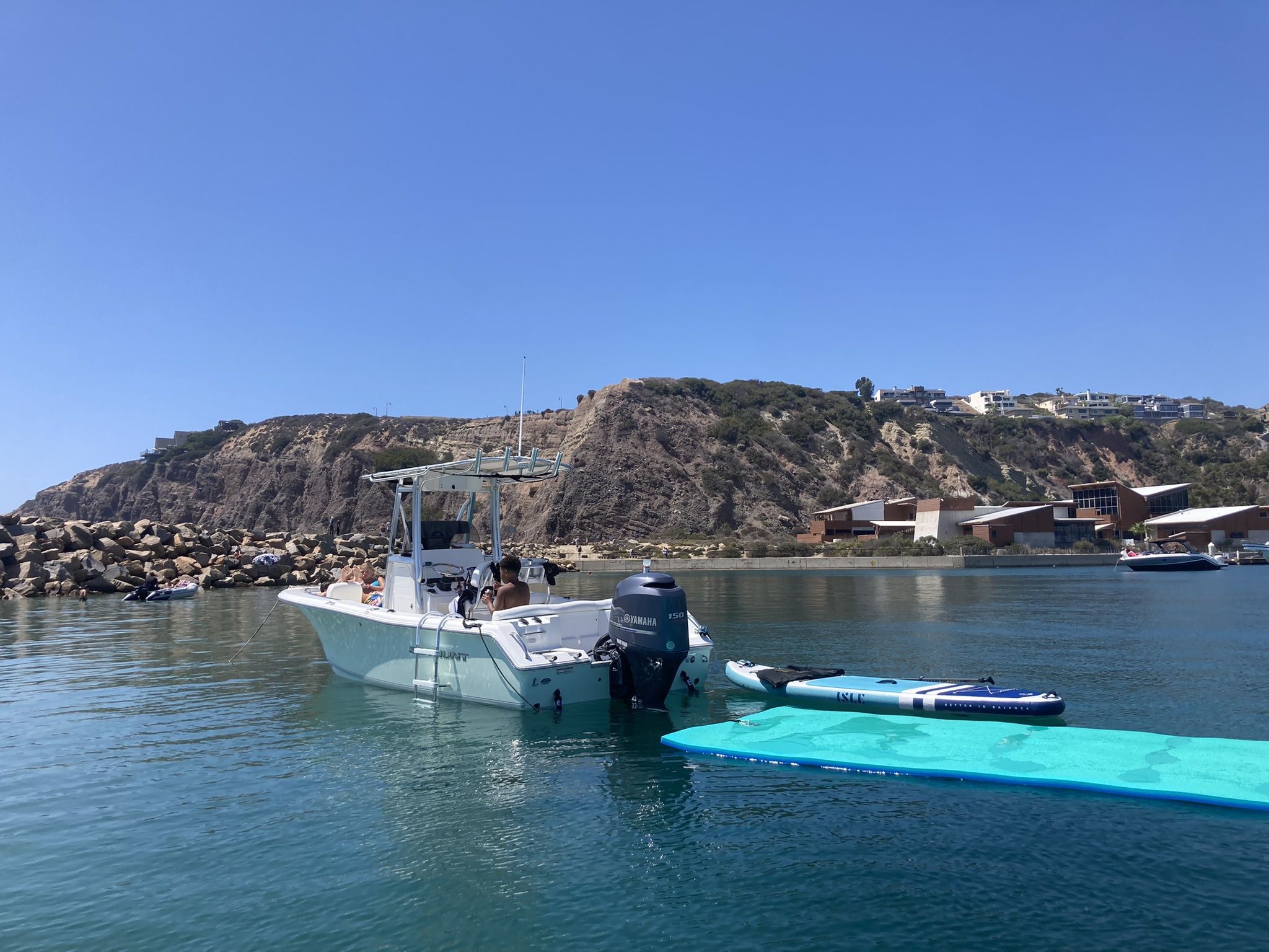 2015 Sea Hunt Center Console Boat