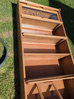 Hutch cabinet