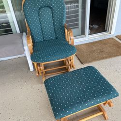 Rocking Chair 