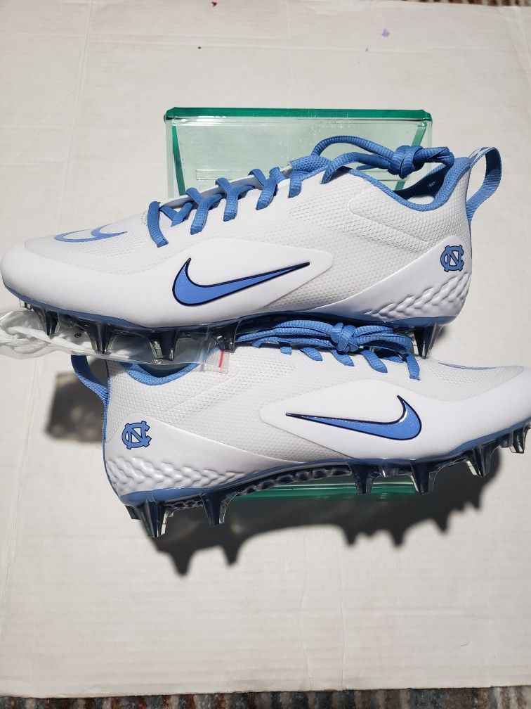 Nike Alpha Huarache 8 Pro UNC Tar Heels Lacrosse Cleats PE Size 8.5 CW4828-103