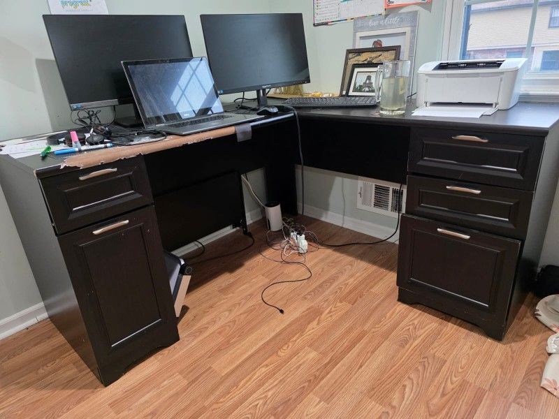 Office Desk