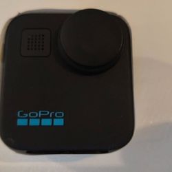 🎥 GoPro MAX 360 - NEW & UNUSED - with Accessories & SD Card!