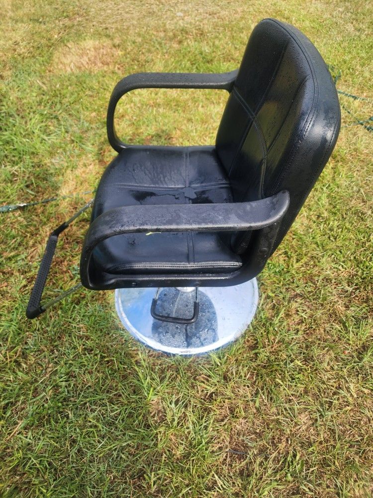 Stylist /Barber Chair